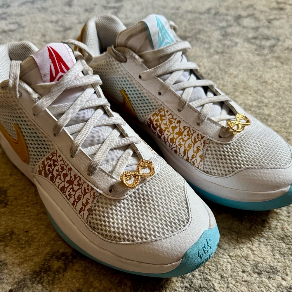 Ja Morant basketball shoes Ja 1 blue, white with gold accents size 9